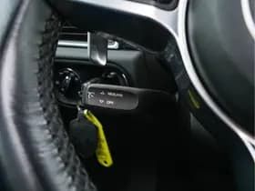 Porsche Macan thumbnail 19