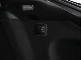 Porsche Macan thumbnail 28