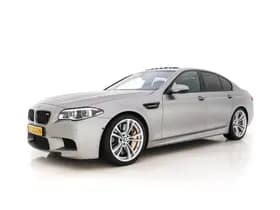 Bmw M5 thumbnail 4