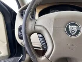 Jaguar X type thumbnail 16