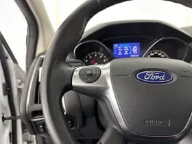 Ford Focus thumbnail 19
