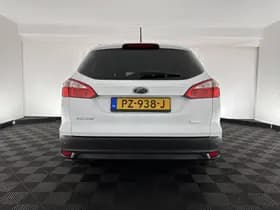 Ford Focus thumbnail 5