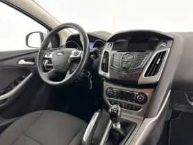 Ford Focus thumbnail 7