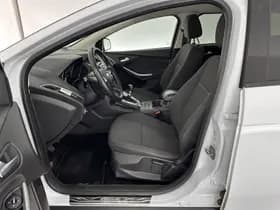 Ford Focus thumbnail 8