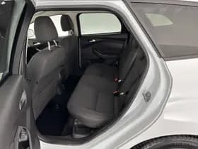 Ford Focus thumbnail 9