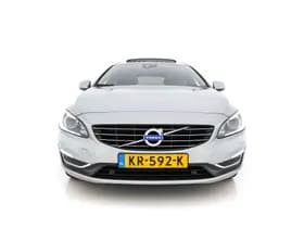Volvo V60 thumbnail 2