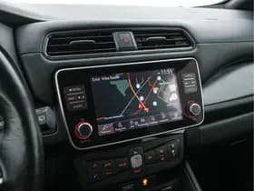 Nissan Leaf thumbnail 16