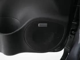 Nissan Leaf thumbnail 23