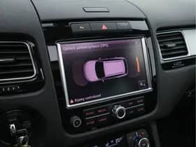 Volkswagen Touareg thumbnail 17