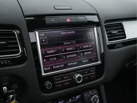 Volkswagen Touareg thumbnail 18