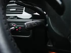 Volkswagen Touareg thumbnail 21