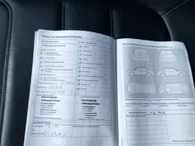 Volkswagen Touareg thumbnail 35