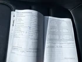 Volkswagen Touareg thumbnail 37