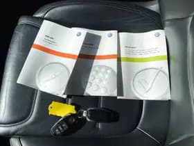 Volkswagen Touareg thumbnail 38