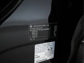 Volkswagen Touareg thumbnail 39