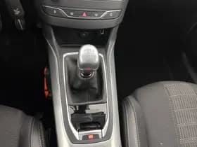 Peugeot 308 thumbnail 18