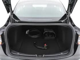 Tesla Model 3 thumbnail 11