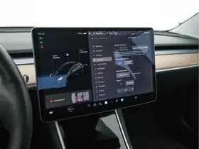 Tesla Model 3 thumbnail 15