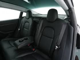 Tesla Model 3 thumbnail 24