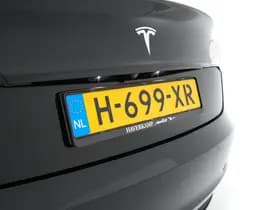 Tesla Model 3 thumbnail 25