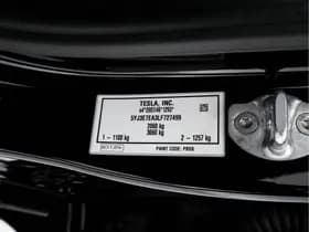 Tesla Model 3 thumbnail 32