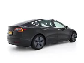 Tesla Model 3 thumbnail 7