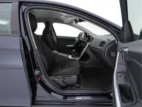 Volvo S60 thumbnail 12