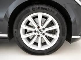 Volkswagen Passat thumbnail 29