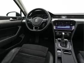 Volkswagen Passat thumbnail 9