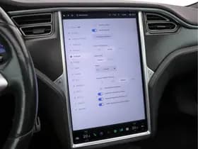 Tesla Model s thumbnail 15