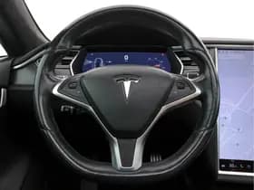 Tesla Model s thumbnail 18