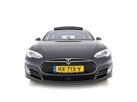 Tesla Model s thumbnail 3
