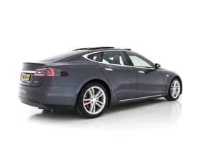 Tesla Model s thumbnail 7