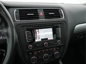 Volkswagen Jetta thumbnail 17