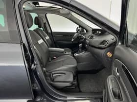 Renault Scenic thumbnail 13