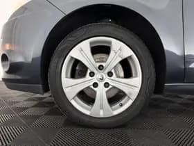 Renault Scenic thumbnail 26