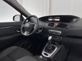Renault Scenic thumbnail 9
