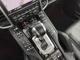 Porsche Cayenne thumbnail 16
