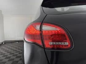 Porsche Cayenne thumbnail 27