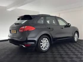 Porsche Cayenne thumbnail 7