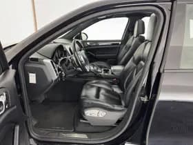 Porsche Cayenne thumbnail 10