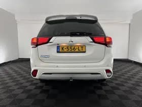 Mitsubishi Outlander thumbnail 6