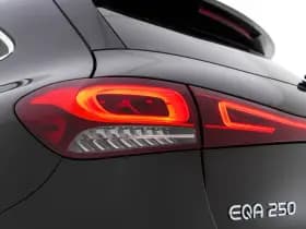 Mercedes-Benz Benz eqa thumbnail 41