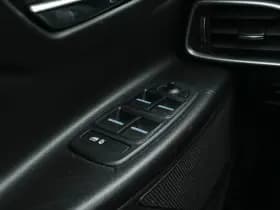 Jaguar Xe thumbnail 20