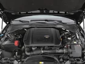 Jaguar Xe thumbnail 25