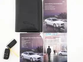 Jaguar Xe thumbnail 30