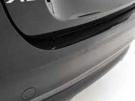 Jaguar Xe thumbnail 32