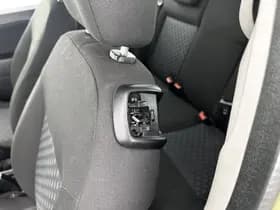 Ford Fiesta thumbnail 9