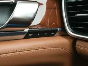 Porsche Panamera thumbnail 20