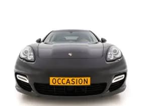 Porsche Panamera thumbnail 3